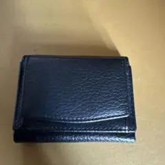 新品未使用黒の三つ折り財布 スナップボタン式