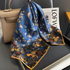花柄シルクスカーフ 約70cm 100％シルク　高級感 大判絹製スカーフ