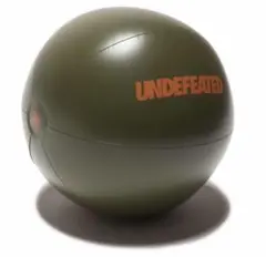 UNDEFEATED BEACH BALL ビーチボール　オリーブ　最安値‼️