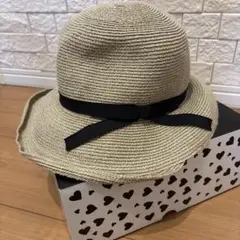 丸井 ベージュ 麦わら帽子 56.5〜58.5 黒リボン付き 折りたたみ可