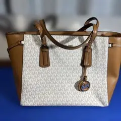 Michael Kors ロゴトートバッグ