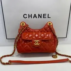 CHANEL オレンジ ショルダーバッグ