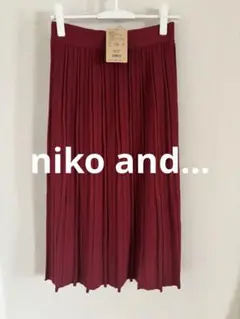 niko and…　変形プリーツ風ニットスカート
