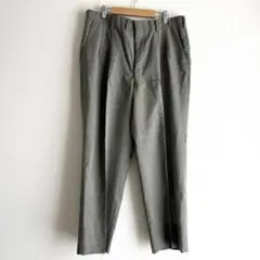 Item thumbnail for item 98e7bbff-000a-4689-8974-1b67ddd8d7ac