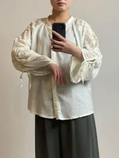 goa ゴア 刺繍ブラウス