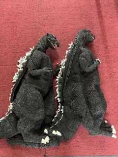 ゴジラ フィギュア 大サイズ 黒 皮のみ　2セット