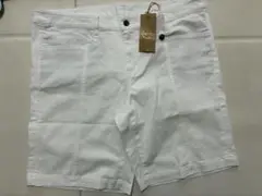 新品タグ付き　白　ホワイト ショートパンツ 大きい