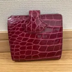 表素材：ワニ革　裏素材：牛革　二つ折り財布