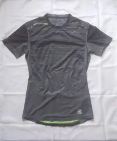 Nike Pro Combat DRI-FIT コンプレッション 濃灰/黄色 L