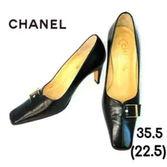 CHANEL スクエアトゥ パンプス ココマーク 金具 ロゴ
