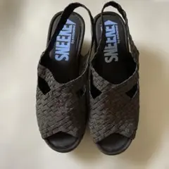 SNEEKE クロスストラップサンダル Sサイズ