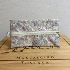 ハンドメイド　チューリップ柄　ラミネートペンポーチ