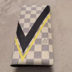 Item thumbnail for item 5136f1d4-7bff-4585-8254-5035c9bf8894