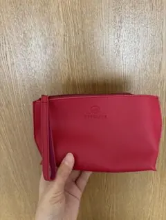 【新品未使用】赤いポーチ ストラップ付き