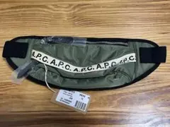 新品 A.P.C. ボディバッグ・ウエストポーチ オリーブ