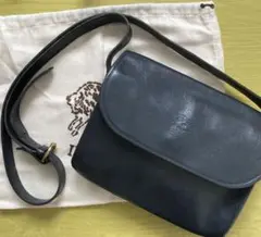 IL BISONTEイルビゾンテ　ダークネイビー　ショルダーバッグ