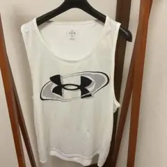Under Armour ホワイト タンクトップ