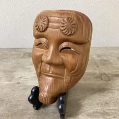 Item thumbnail for item 3c94c942-8ce6-484c-abda-e9b18311ee22