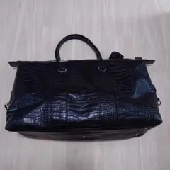 テットオム ボストンバッグ