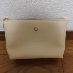 エミレーツ航空 ファーストクラス 　ブルガリ BVLGARI ポーチのみ