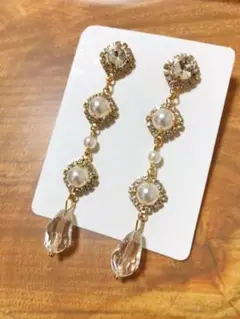 Item thumbnail for item e847baf5-a9db-4295-bdb5-df4c1d3a7349