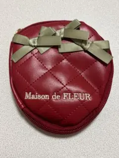 Maison de FLEUR メゾンドフルール いちごアクセサリーケース