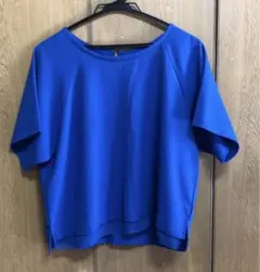 青 半袖 トップス 後ろファスナー付き