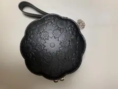 Item thumbnail for item 12321c95-ceec-49c8-bce8-5788e751b618