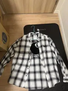 WEGO長袖シャツ ロゴ入り