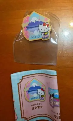 サンリオ ご当地ピンズ キティ 逆さ富士 富士山