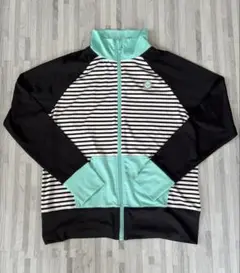 ROXYラッシュガード