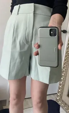 ZARA ショートパンツ