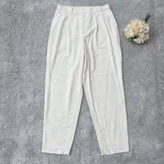 ユニクロ　タックテーパードパンツ　白　L 221-450822