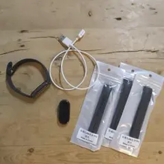 【本体2個】Xiaomi Mi Band 8 【替えバンド新品3本付】