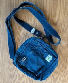 Item thumbnail for item ed78f21f-d349-4b0e-8bbd-cce8e6efeef8