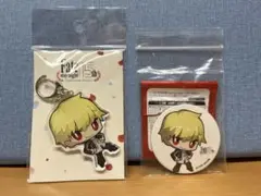 fate ギルガメッシュ　キーホルダー　缶バッジセット