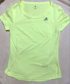 adidas 蛍光イエロー トップス