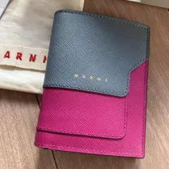 9日限定値下げ！タグ付き新品未使用　MARNI マルニ　バイフォールドウォレット