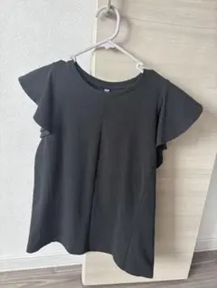 ユニクロレディース黒フリル袖 Tシャツ Lサイズ
