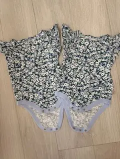 Baby GAP 半袖ロンパース　双子