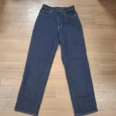 ユニクロ ハイライズストレートジーンズ