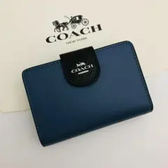COACHコーチ折りたたみ財布 レディースのブルー色新商品財布
