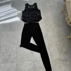 PUMAレディースTシャツ&トレンカスパッツ