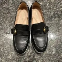 【美品】COLE HAAN ギアナバックルローファー　ブラック　レディース