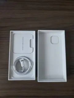 【良品】iPhone13 箱
