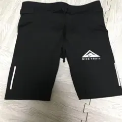 美品　ナイキ トレイル ランニング ハーフ タイツ Nike Size M