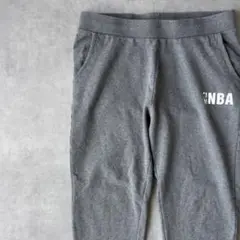 13707 NBA ロゴ スウェットパンツ グレー