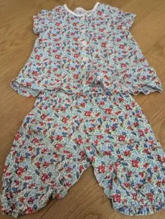 美品☆花柄パジャマ 110サイズ 綿