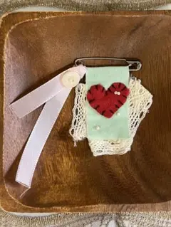 Item thumbnail for item cd8d87b1-adbe-435f-b69f-026417cbc02a