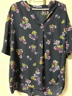 LHLLOTE ネイビー 花柄 五分袖 チュニック　ブラウス